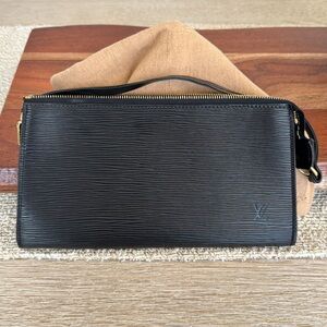 Louis Vuitton Epi Pochette 2003